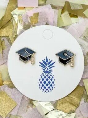 NWT Graduation Hats Stud Earrings